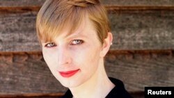 Cô Chelsea Manning. 