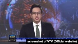 Biên tập viên VTV Anh Quang trong bản tin sáng 17/8/2020.