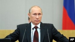 Thủ tướng Nga Vladimir Putin đọc diễn văn trước Quốc hội