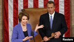 Bà Nancy Pelosi, lãnh đạo khối Dân chủ tại Hạ viện giới thiệu ông John Boehner phát biểu sau khi ông được bầu lại vào chức Chủ tịch Hạ viện trong ngày họp đầu tiên của Quốc hội Mỹ khóa 113, 1/3/13