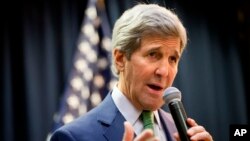 Ngoại trưởng Mỹ John Kerry phát biểu tại Đại sứ quán Mỹ tại Riyadh, ngày 24/1/2016.